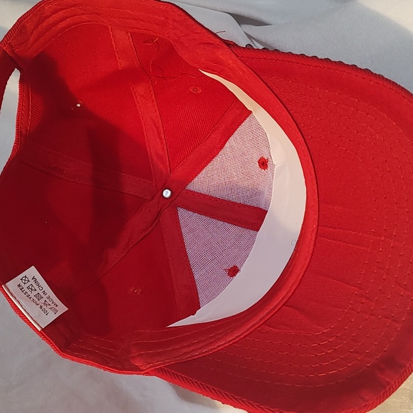 Red rhinestone hat - Picture 3 of 3